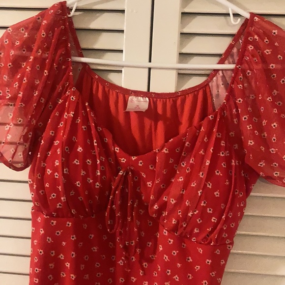 Little Red Mini Dress with Puffy Sleeves - Picture 3 of 4